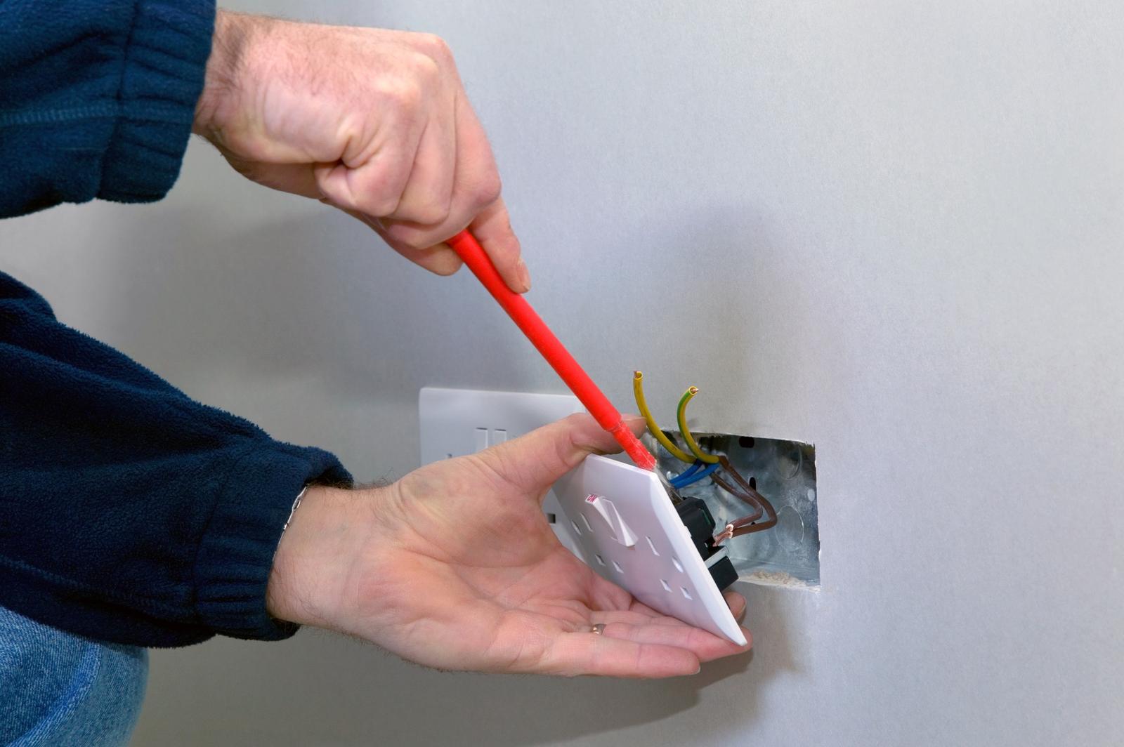 Emergency electrical repair